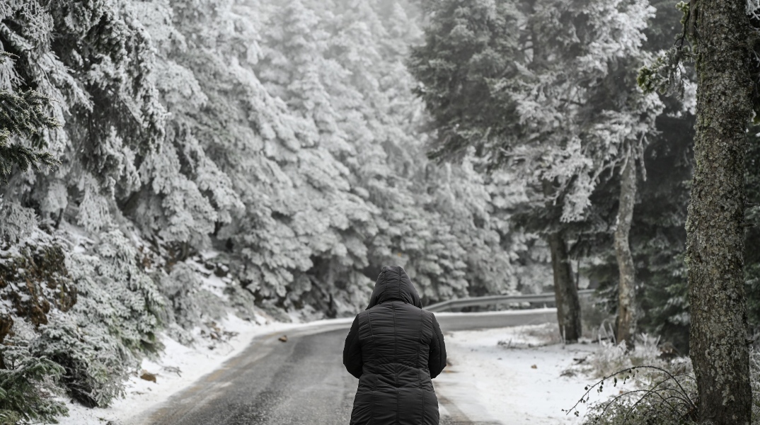 Καιρός: Χιονοπτώσεις θα σημειωθούν στο μεγαλύτερο μέρος της Ελλάδας για σήμερα Δευτέρα