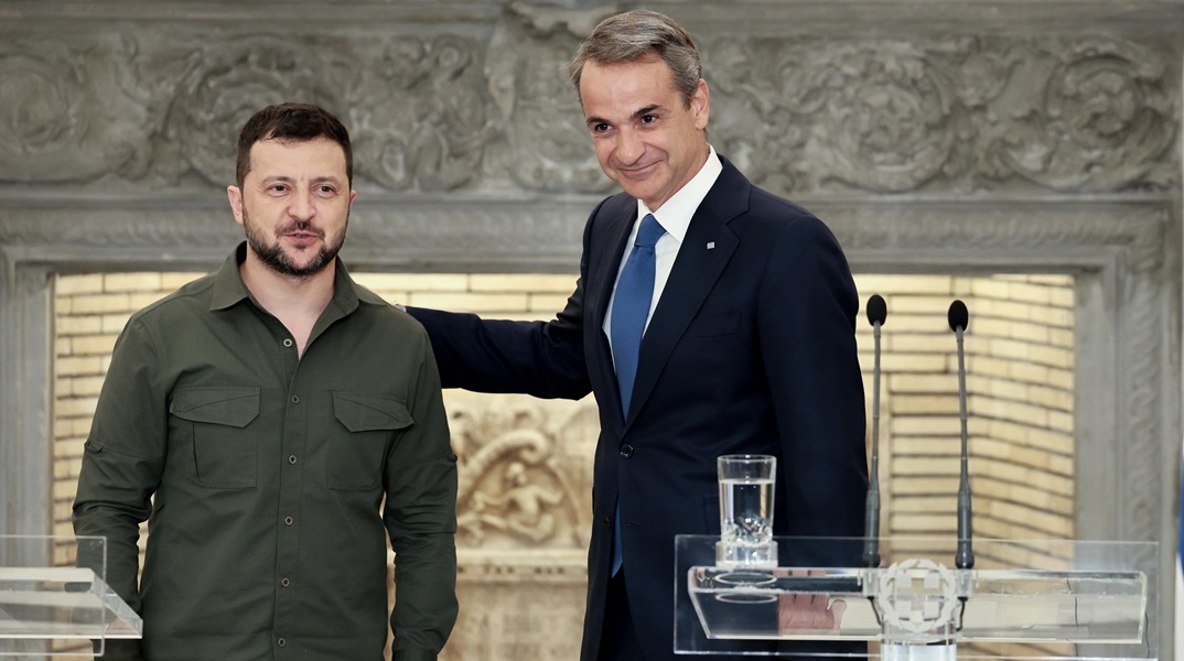 Τηλεφωνική επικοινωνία Μητσοτάκη - Ζελένσκι ενόψει της έκτακτης συνεδρίασης του Ευρωπαϊκού Συμβουλίου