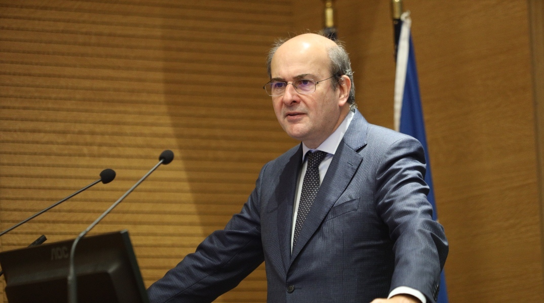 Κ. Χατζηδάκης: Βγήκαμε στις αγορές για 4 δισ. και μας πρόσφεραν 35