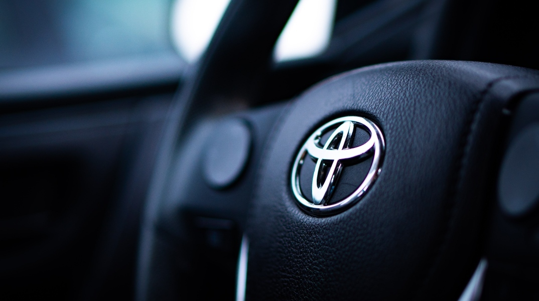 Iαπωνία: Η Toyota ανακαλεί 50.000 οχήματα λόγω επικίνδυνων αερόσακων