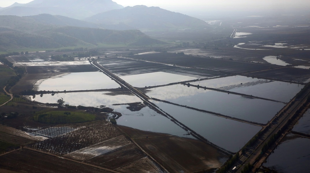 Αυξάνεται η πρώτη αρωγή στους πλημμυροπαθείς αγρότες της Θεσσαλίας - Έως 10.000 ευρώ ανάλογα με τις ζημιές 