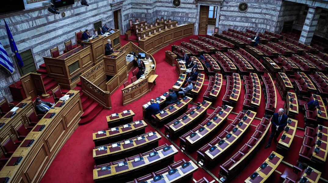  ΣΥΖΗΤΗΣΗ ΣΤΗΝ ΟΛΟΜΕΛΕΙΑ ΤΗΣ ΒΟΥΛΗΣ ΝΟΜΟΣΧΕΔΙΟΥ ΤΟΥ ΥΠΟΥΡΓΕΙΟΥ ΠΑΙΔΕΙΑΣ, ΘΡΗΣΚΕΥΜΑΤΩΝ ΚΑΙ ΑΘΛΗΤΙΣΜΟΥ 