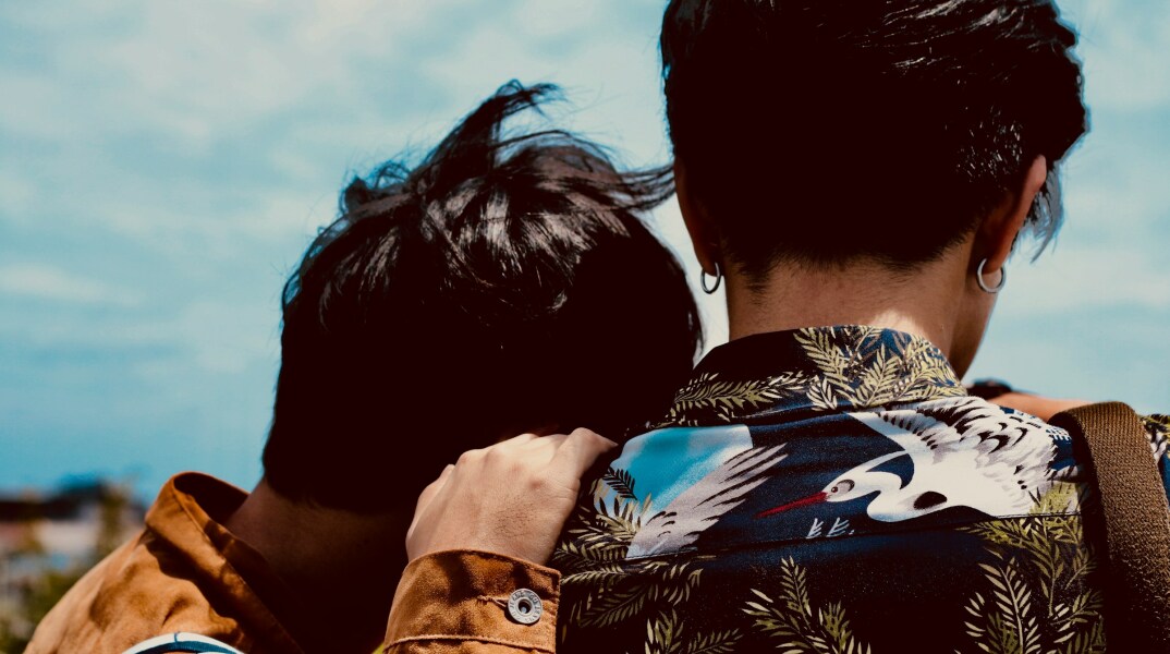 Απιστία: Οι διαφορές σε ετερόφυλη και ομόφυλη 