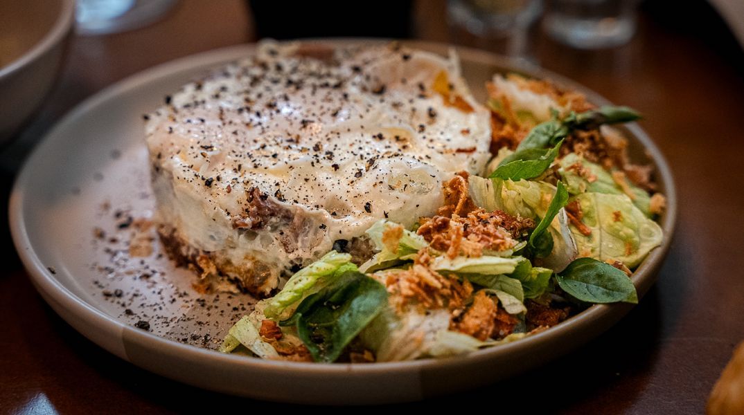 Δεσποινίς Μαργαρίτα: Το αγαπησιάρικο εστιατόριο που σε στέλνει στη Μάνη μάνι μάνι!