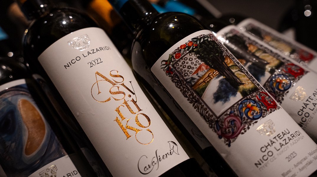 Nico Lazaridi - Art and Wine on the Μove: Μια κινούμενη γιορτή κρασιού, γεύσης και ζωγραφικής