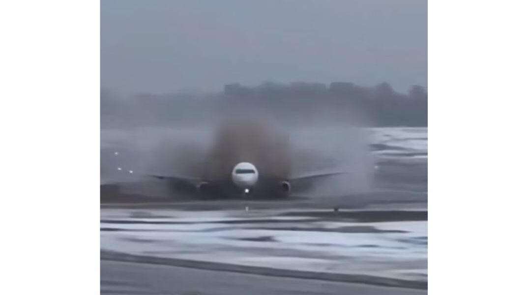 Λιθουανία: Αεροπλάνο με 179 επιβάτες προσγειώθηκε με την «κοιλιά»