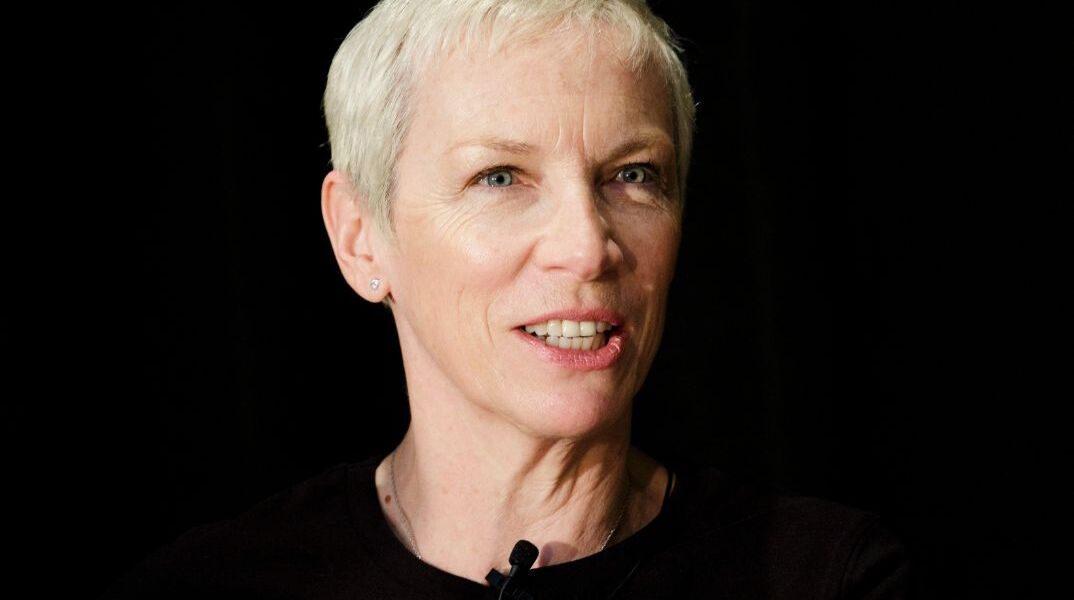 Grammy 2024: Aντιδράσεις για την πολιτική παρέμβαση της Άννι Λένοξ