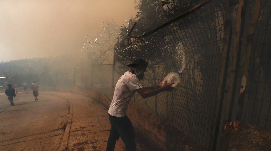 Εθνική τραγωδία στην Χιλή: Στους 112 ανέρχονται οι νεκροί από τις πυρκαγιές - 40 ενεργές εστίες