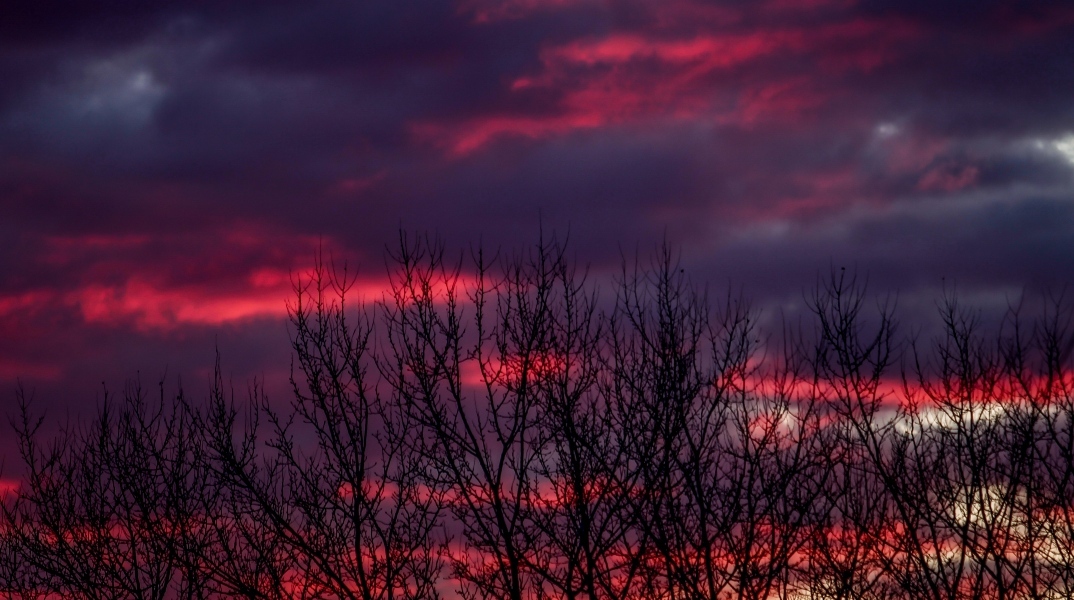 Ελαφρώς νεφελώδης θα είναι ο καιρός αύριο Τετάρτη με τη θερμοκρασία να σημειώνει μικρή πτώση