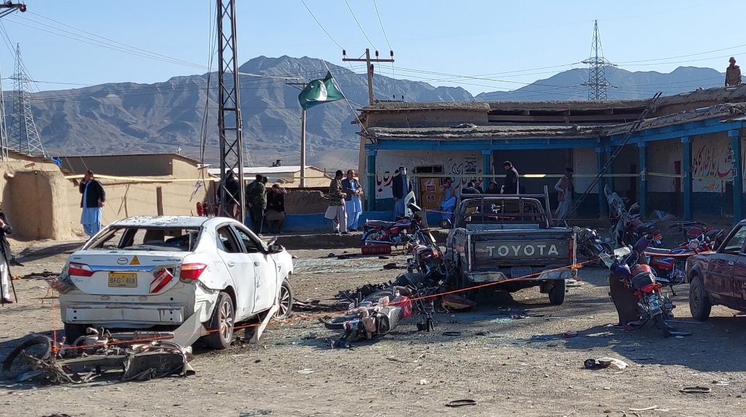 Πακιστάν: Τουλάχιστον 24 νεκροί από εκρήξεις στα γραφεία υποψηφίων πριν τις εκλογές 