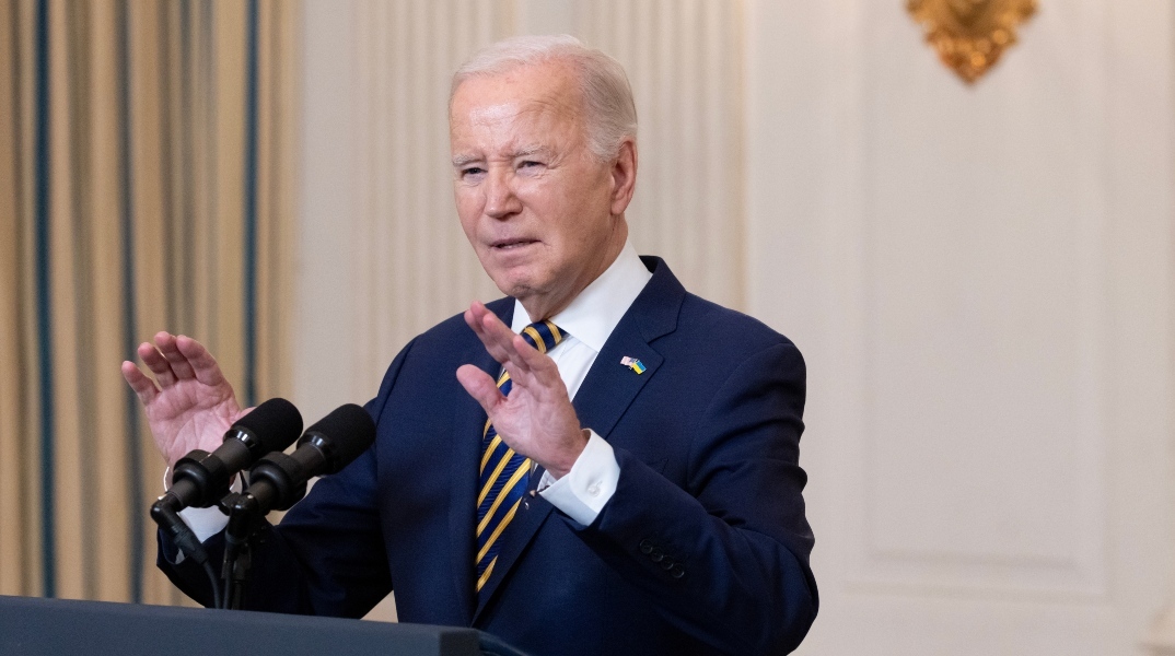 Νέα γκάφα Μπάιντεν  - Μπέρδεψε τη Μέρκελ με τον Χέλμουτ Κολ