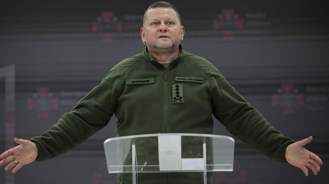 Oυκρανία: Ο Ζελένσκι απέπεμψε τον αρχιστράτηγο Ζαλούζνι