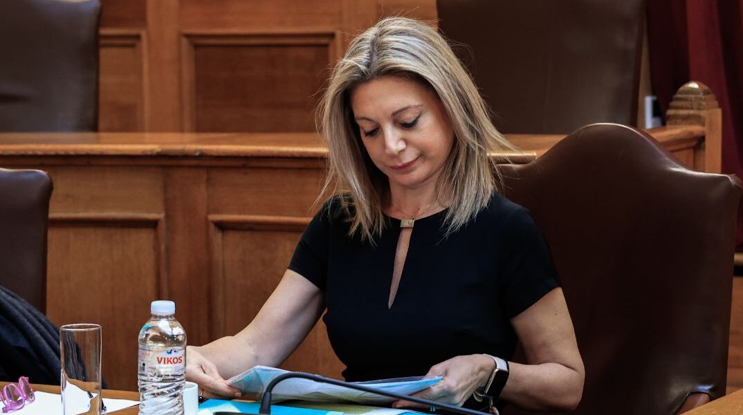 Μαρία Καρυστιανού: Γιατί άργησε η εισαγγελία τόσο με τον κύριο Αγοράστο;