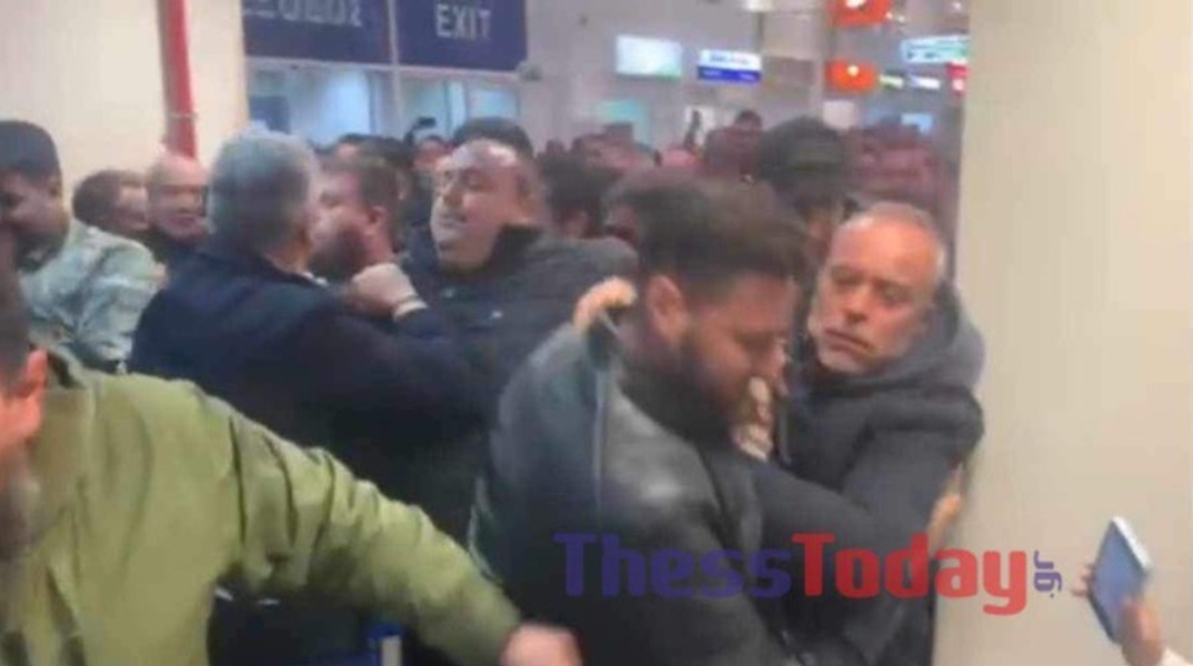 Αγρότες «εισέβαλαν» στο αεροδρόμιο της Αλεξανδρούπολης - Ζητούσαν να δουν τον Αυγενάκη