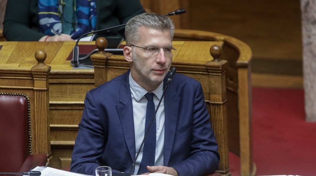 Σκέρτσος για γάμο ομόφυλων: Η ιστορία θα γράψει ότι η ΝΔ έφερε αυτή τη μεγάλη κοινωνική μεταρρύθμιση