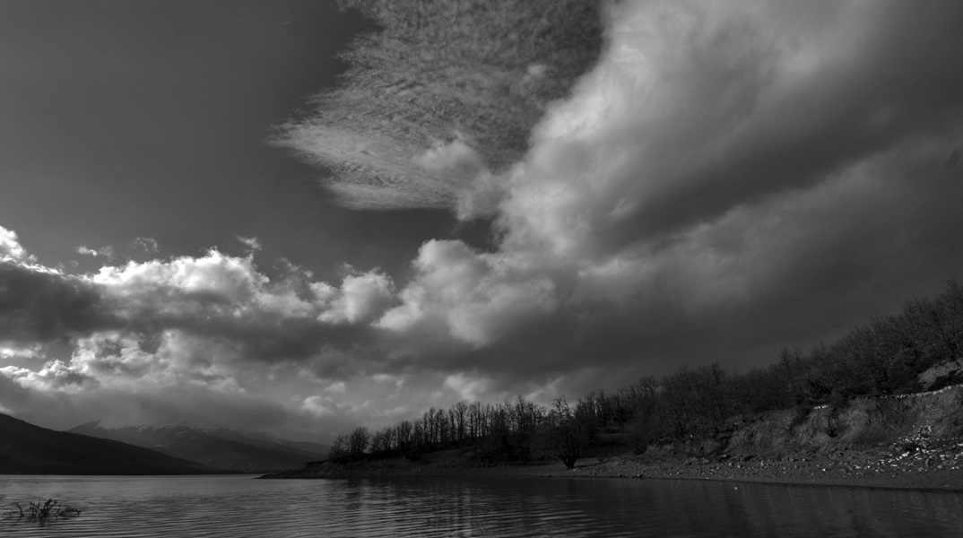 Καιρός σήμερα: Συννεφιασμένο το τοπίο στην χώρα