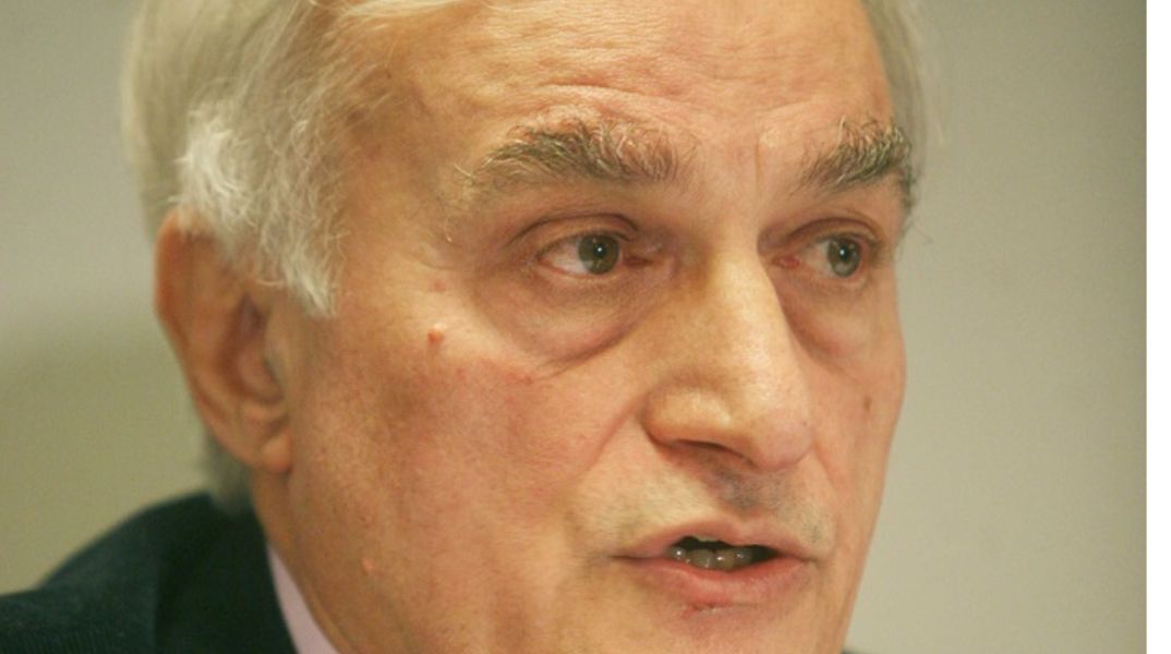 Μανώλης Μαυρομμάτης: Το ιατρικό ανακοινωθέν 