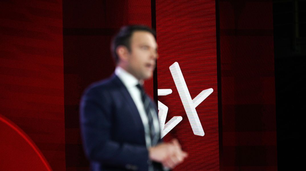 O Στέφανος Κασσελάκης σήκωσε το «γάντι» Τσίπρα