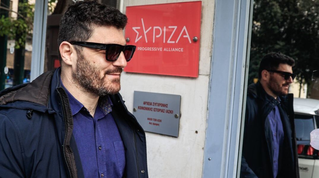 Kασσελάκης: «Απέλυσε» τον Τεμπονέρα από επιστημονικό συνεργάτη της Κ.Ο.