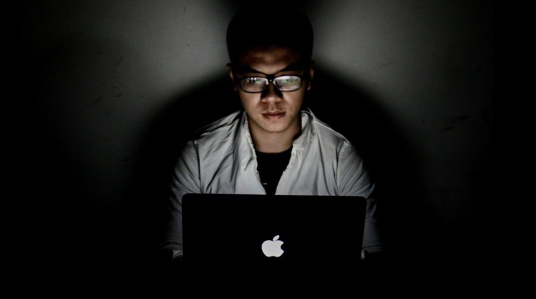 Kίνα: Αποκαλύψεις για το παγκόσμιο δίκτυο χάκερ
