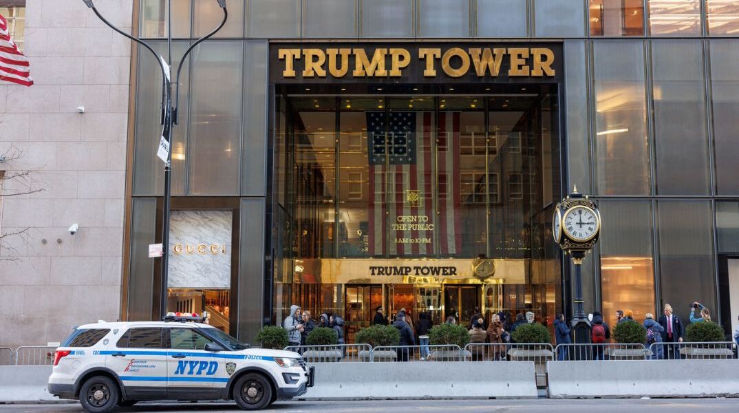 Ντόναλντ Τραμπ: Κινδυνεύει με κατάσχεση ο ουρανοξύστης του;