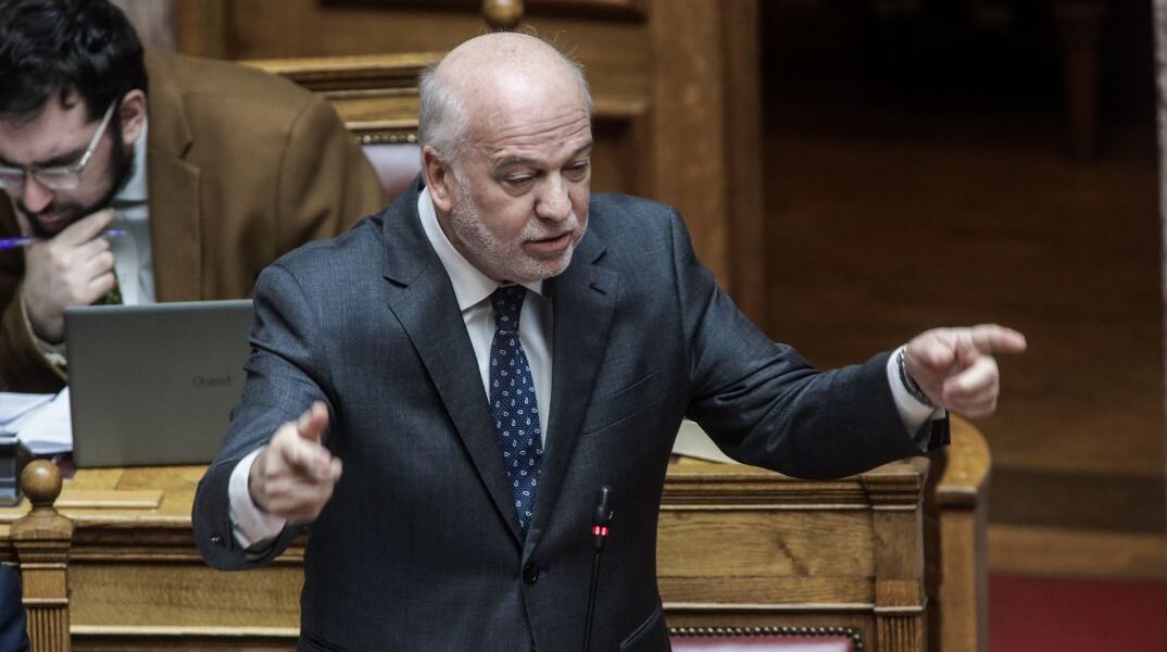 Φλωρίδης σε Ηλιόπουλο: «Πήρατε τις έδρες σας και κάνατε άλλο κόμμα»