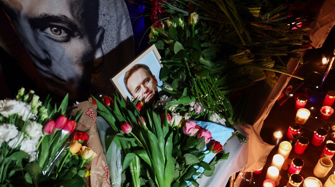 Ναβάλνι: Τελεσίγραφο στη μητέρα του από τη Ρωσία