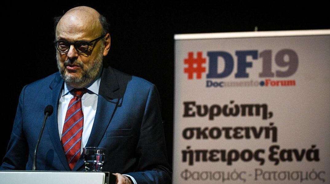 Αντώναρος: Ο πρόεδρος «θα πάρει τα σώβρακα στους απέναντι»