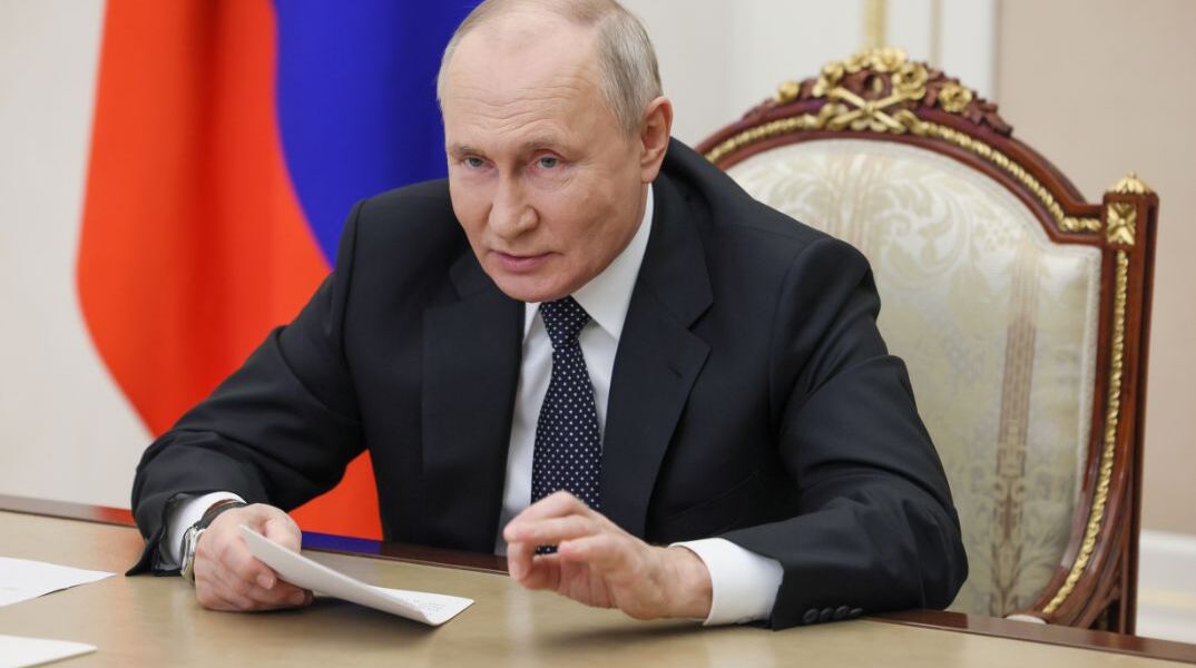 DW: Γιατί δεν καταρρέει η ρωσική οικονομία