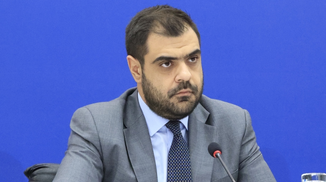 Π. Μαρινάκης: Δεδομένη η στήριξη της Πολιτείας στους συγγενείς των θυμάτων των Τεμπών 