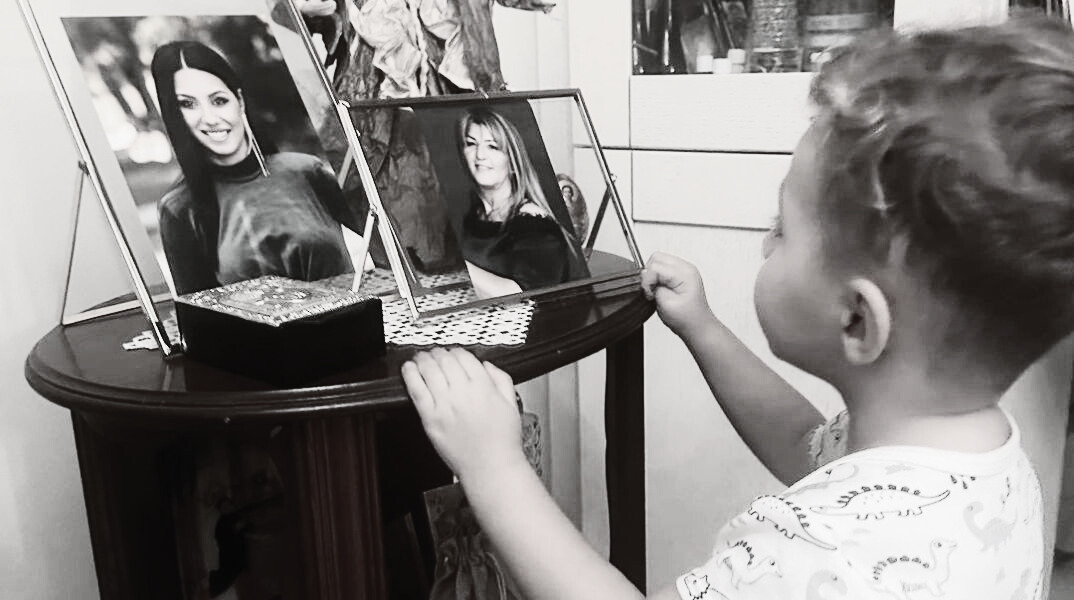 «Νίκο, τον Χρήστο μας» - Τα τελευταία λόγια της Αθηνάς που έχασε την ζωή της στα Τέμπη 