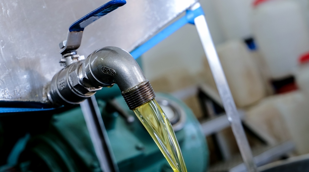 Eurostat: Tον Ιανουάριο, η τιμή του ελαιολάδου στην Ε.Ε ήταν 50% υψηλότερη από τον αντίστοιχο του 2023