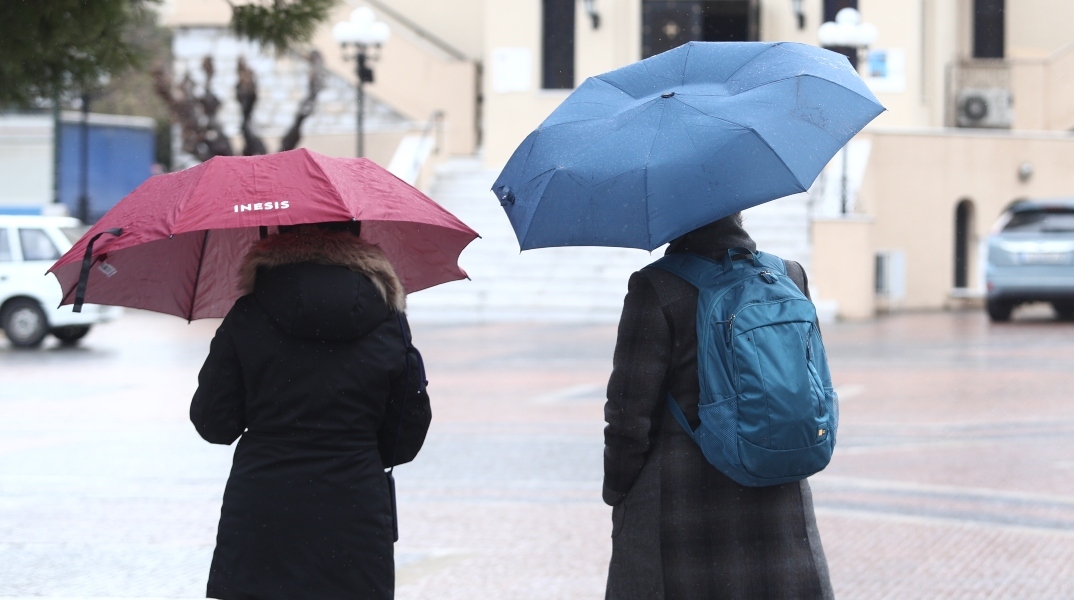 Ισχυρές βροχές και καταιγίδες σήμερα Σάββατο κατά τις πρωινές κυρίως ώρες