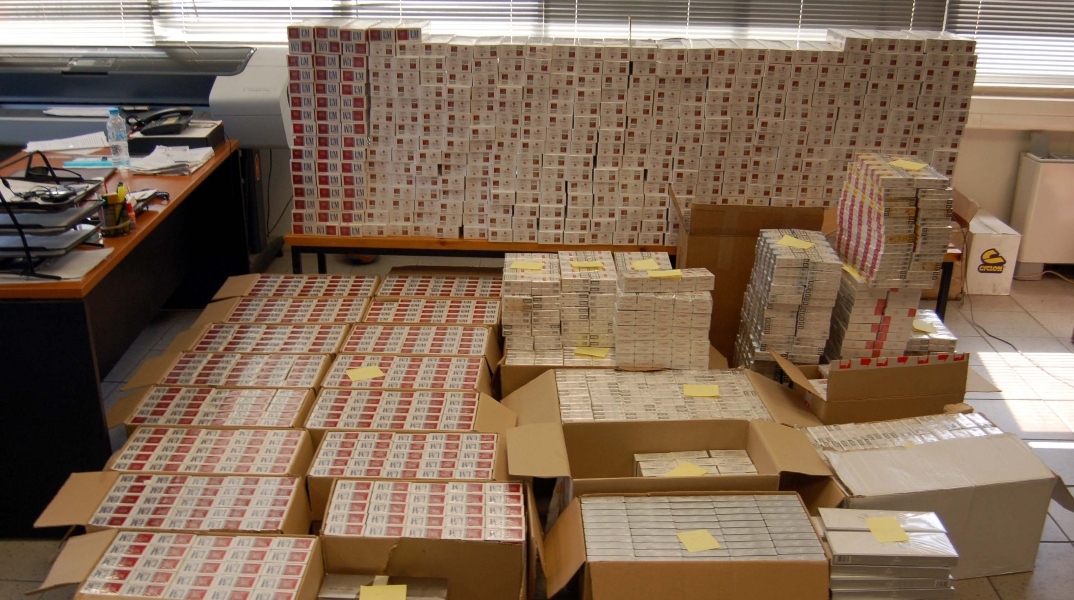 ΑΑΔΕ: Κατασχέθηκαν τρεις τόνοι λαθραίων τσιγάρων στο Ελ. Βενιζέλος 