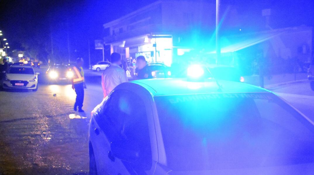 Αθήνα: Συνελήφθη 26χρονος με πιστόλι μετά από καταδίωξη
