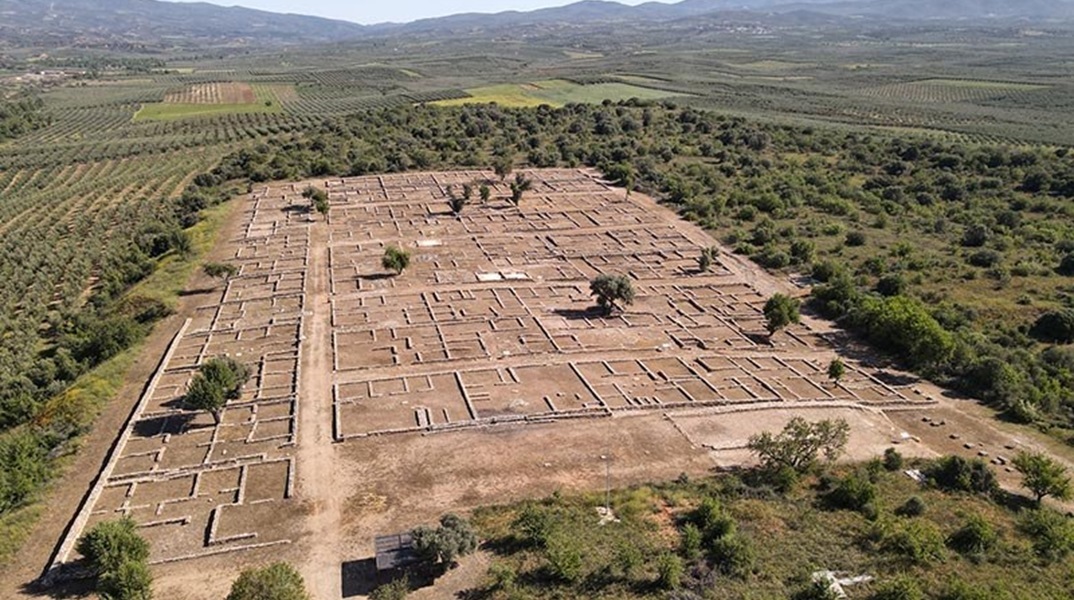 Αναβαθμίζονται οι υποδομές στον αρχαιολογικό χώρο της Ολύνθου 