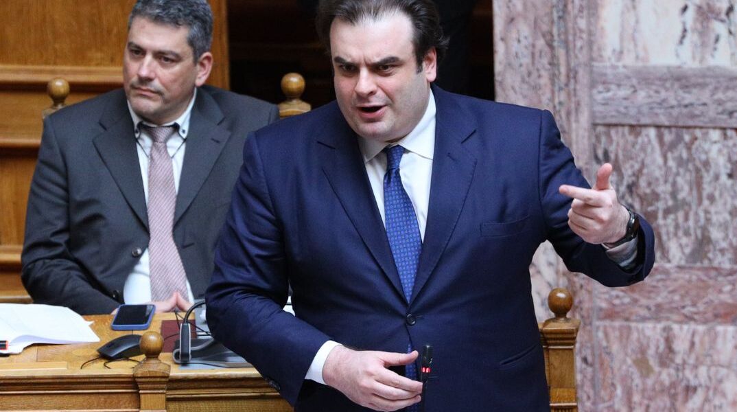 Πιερρακάκης προς Δουδωνή: «“Χάρμα” να διαφωνείτε με Βενιζέλο και Αλιβιζάτο»