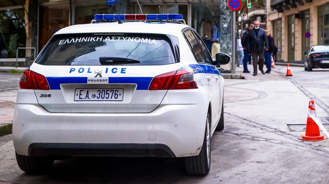 Χειροβομβίδες εντοπίστηκαν σε σπίτι στο Κολωνάκι 