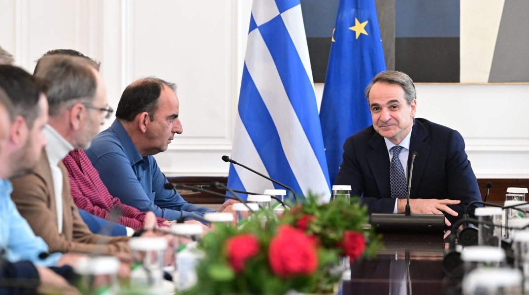 Συνάντηση Κ. Μητσοτάκη με αγρότες τη Δευτέρα - Τα μέτρα που θα ληφθούν	