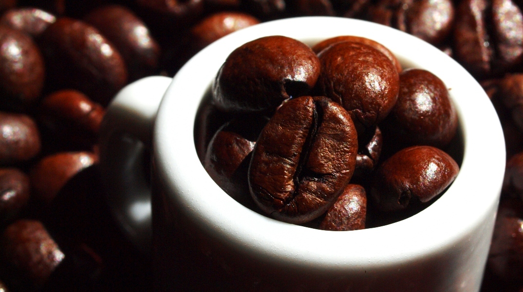 Explainer: Όλα όσα πρέπει να ξέρετε για τη δηλητηρίαση από καφεΐνη