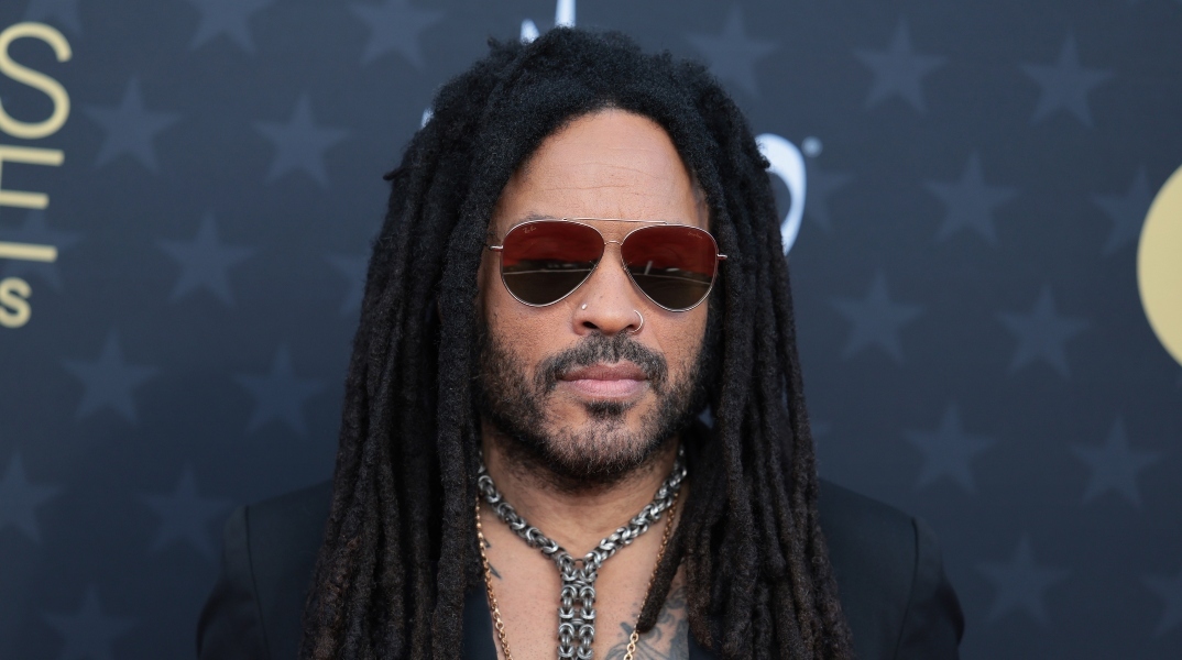 Ο Λένι Κράβιτζ απέκτησε το δικό του αστέρι στη Λεωφόρο της Δόξας στο Χόλυγουντ	