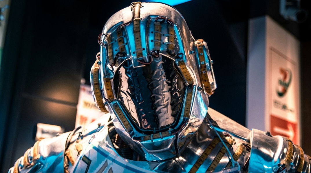 Η AI απειλεί τον άνθρωπο με εξαφάνιση - Ο χρόνος για τις ΗΠΑ τελειώνει