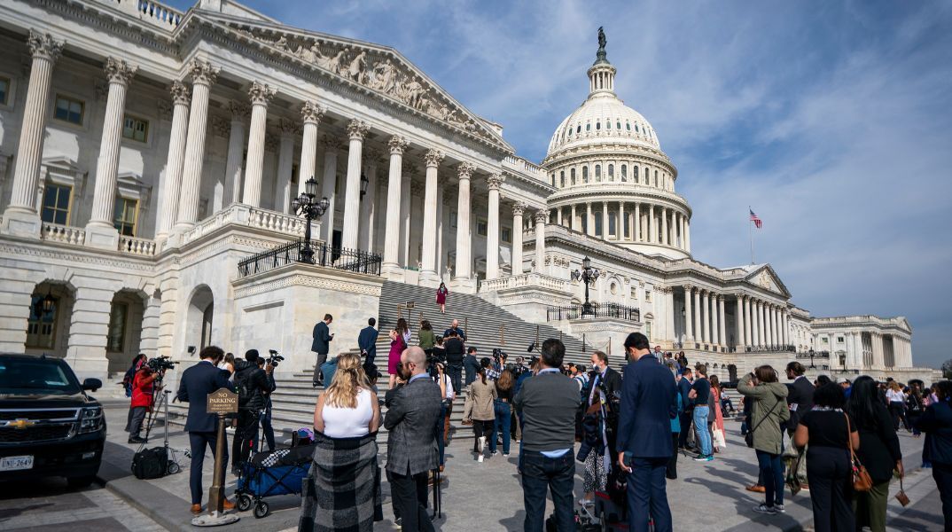 Η Βουλή των Αντιπροσώπων ενέκρινε νομοσχέδιο για την απαγόρευσή του TikTok στις ΗΠΑ 