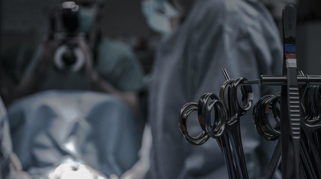 Τέσσερα νοσοκομεία του ΕΣΥ θα κάνουν απογευματινά χειρουργεία στην Αττική 