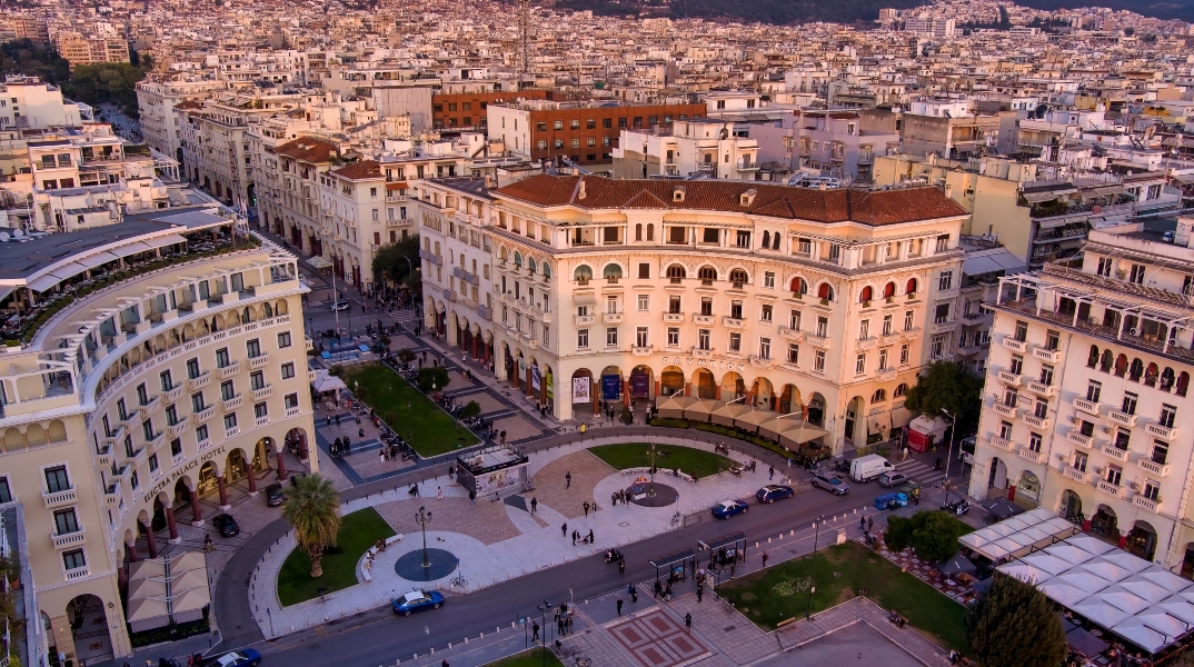 Θεσσαλονίκη: Τέλος τα AirBnb δίπλα σε επαγγελματικούς χώρους