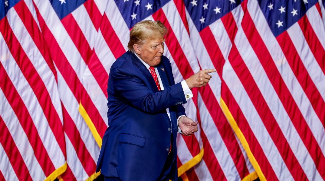 Τραμπ: Προαναγγέλλει «μακελειό» αν δεν κερδίσει τις εκλογές 