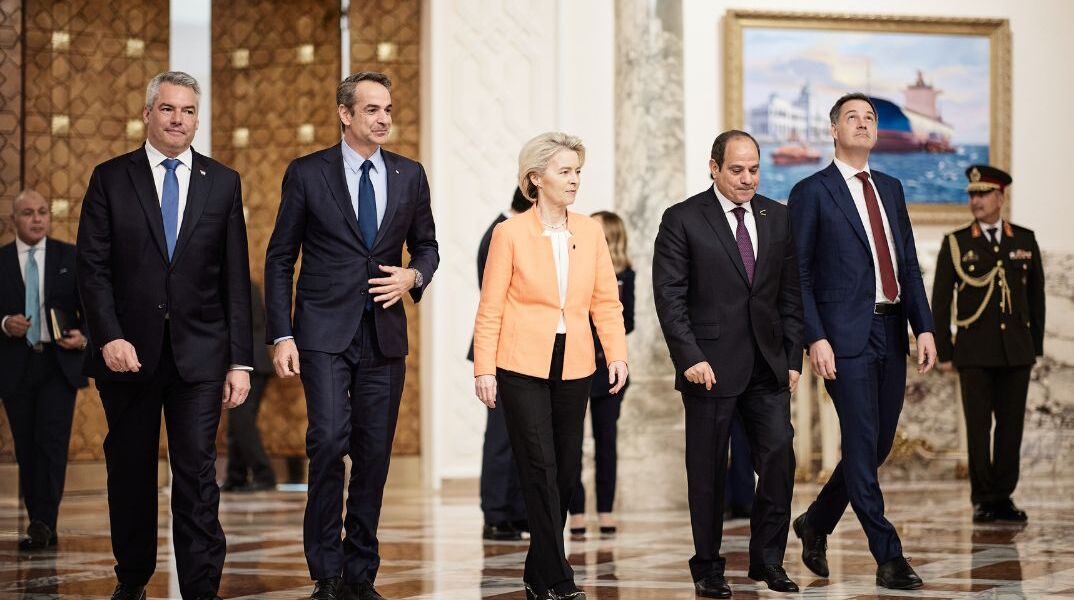 Υπεγράφη η στρατηγική συμφωνία ΕΕ - Αιγύπτου στο Κάιρο με το βλέμμα στο μεταναστευτικό 