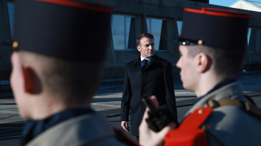 Η Γαλλία διέψευσε την αποστολή 2.000 στρατιωτών στην Ουκρανία