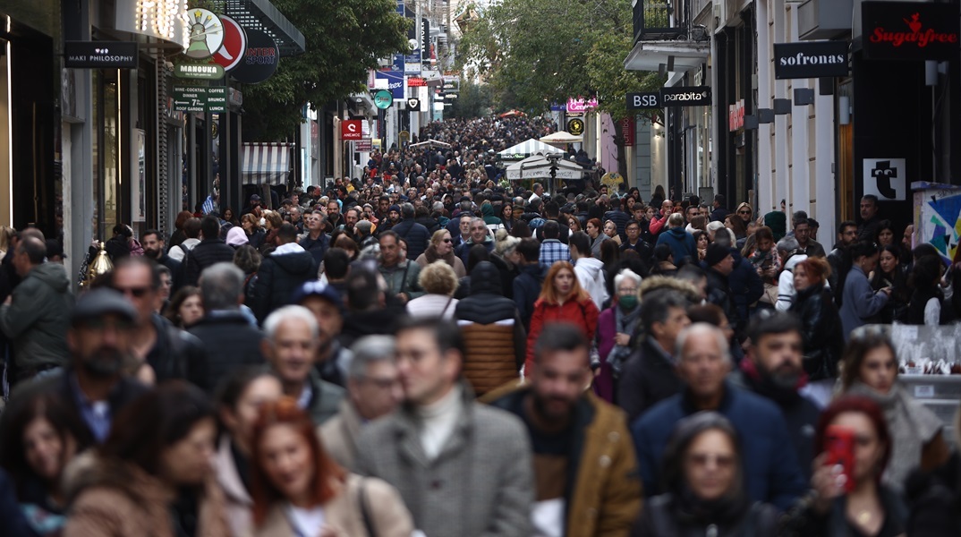 Νέος κατώτατος μισθός: Αύριο ανακοινώνεται η αύξησή του - Σε τι πόσο θα «κλειδώσει»