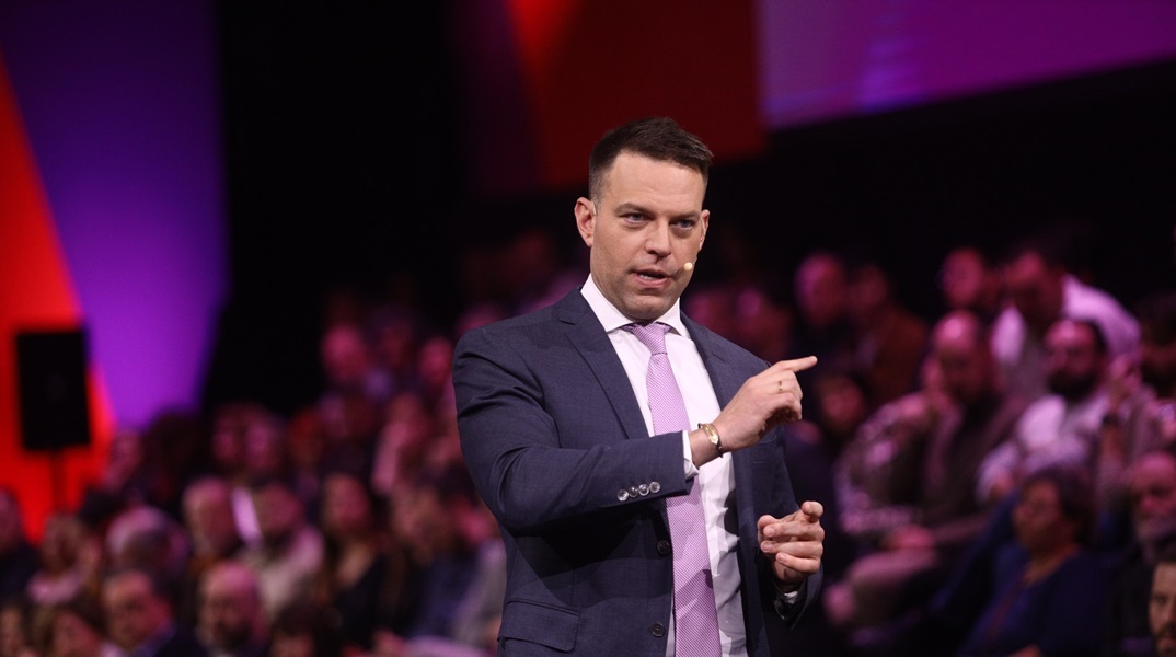 Κασσελάκης: Να παραιτηθεί άμεσα ο πρωθυπουργός - Να προκηρυχθούν εκλογές με την παρουσία διεθνών παρατηρητών